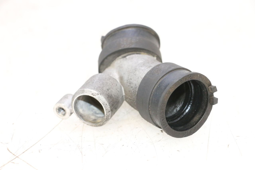 photo de TUBO DE ADMISSÃO PEUGEOT SATELIS COMPRESSOR K15 125 (2006 - 2009) - Zoom do estado de desgaste