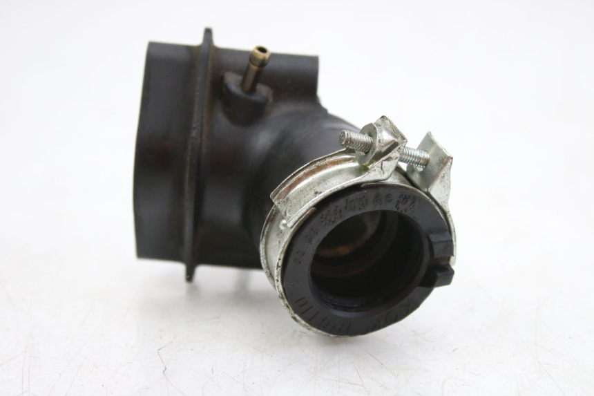 photo de TUBO DE ADMISSÃO KYMCO SENTO 100 (2008 - 2013) - Pontos de fixação