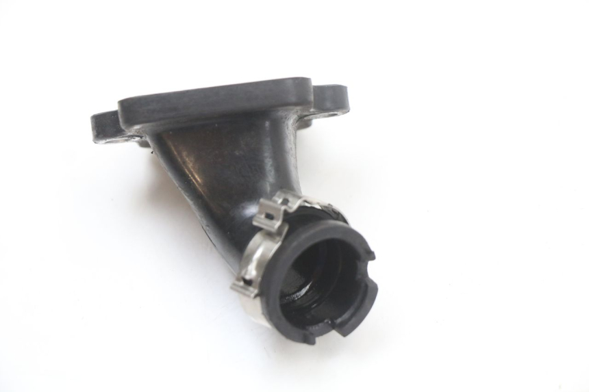 photo de TUBO DE ADMISSÃO PEUGEOT STREETZONE 2T 50 (2014 - 2019) - Zoom do estado de desgaste