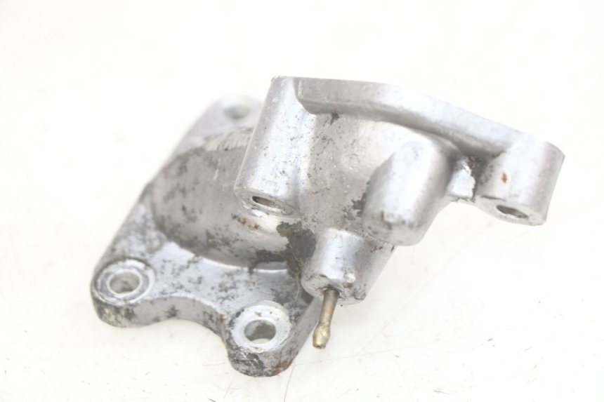 photo de TUBO DE ADMISSÃO PEUGEOT SV 125 (1991 - 1994) - Zoom do estado de desgaste