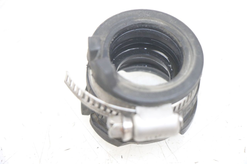 photo de TUBO DE ADMISSÃO APRILIA SXR 50 (2021 - 2023) - Zoom do estado de desgaste