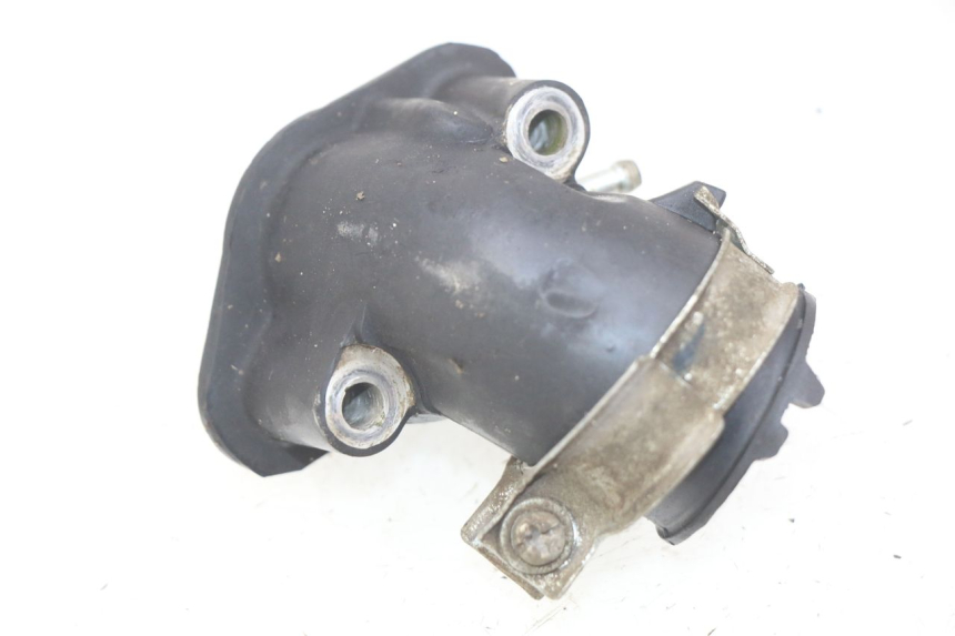 photo de TUBO DE ADMISSÃO PEUGEOT V-CLIC VCLIC 50 (2007 - 2013) - Detalhe da peça