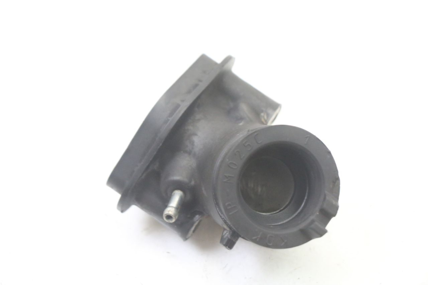 photo de TUBO DE ADMISSÃO PEUGEOT V-CLIC VCLIC 50 (2007 - 2013) - Outro ângulo de visão