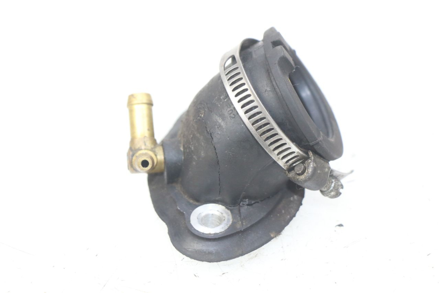 photo de TUBO DE ADMISSÃO PIAGGIO VESPA LX 125 (2005 - 2010) - Zoom do estado de desgaste