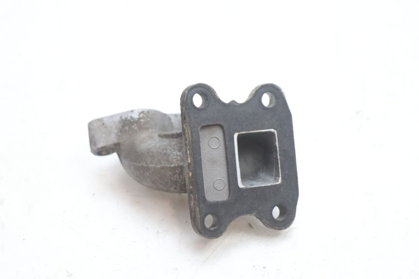 photo de TUBO DE ADMISSÃO PEUGEOT VIVACITY 50 (1998 - 2003) - Zoom do estado de desgaste