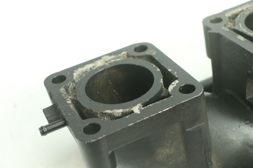 photo de TUBO DE ADMISSÃO YAMAHA WAVE RUNNER GP R 1200 (2000 - 2003) - Ampliação técnica