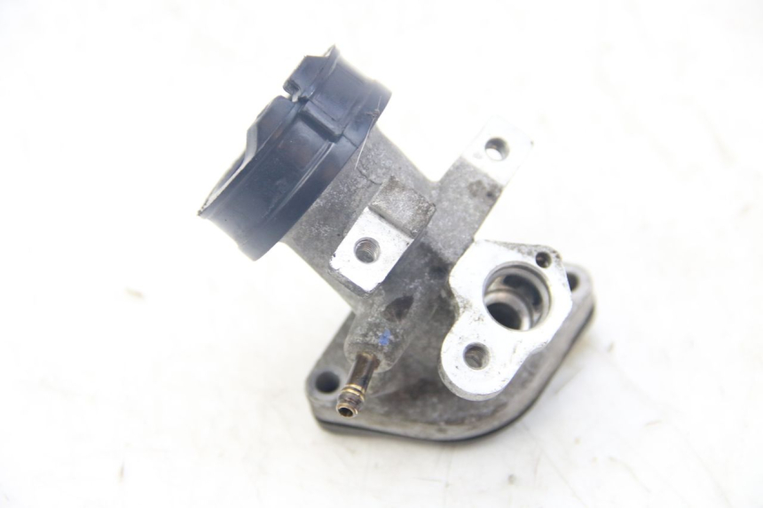 photo de TUBO DE ADMISSÃO YAMAHA XMAX X-MAX 125 (2006 - 2009) - Ampliação técnica