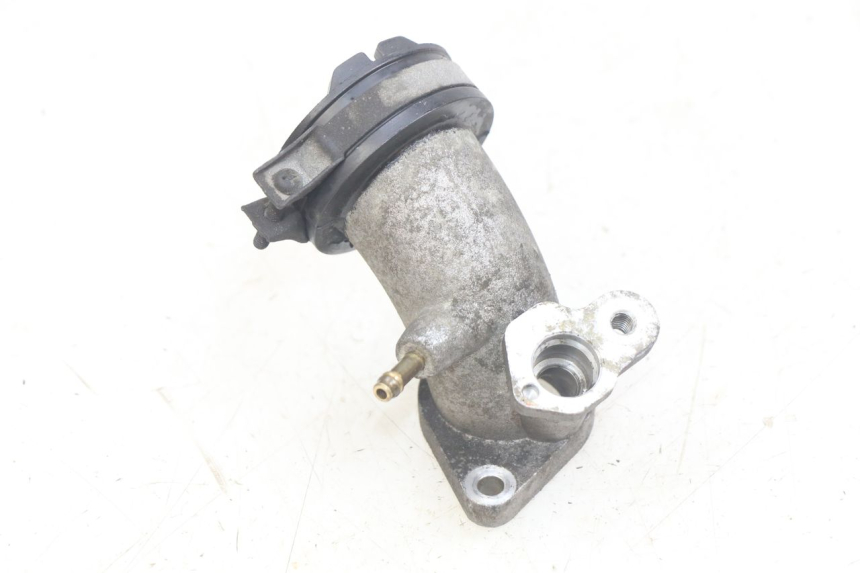 photo de TUBO DE ADMISSÃO YAMAHA X-MAX XMAX 250 (2006 - 2009) - Zoom do estado de desgaste
