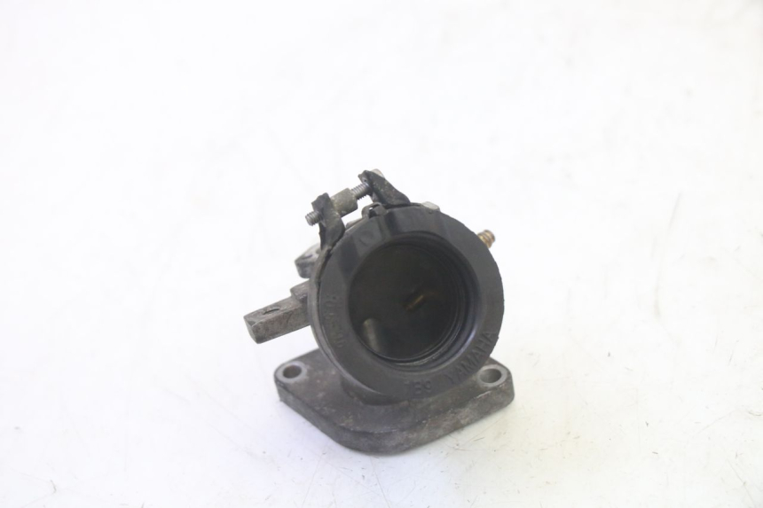 photo de TUBO DE ADMISSÃO YAMAHA X-MAX XMAX 125 (2010 - 2013) - Zoom do estado de desgaste