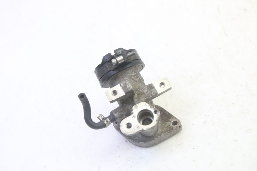 photo de TUBO DE ADMISSÃO YAMAHA X-MAX XMAX 125 (2010 - 2013) - Detalhe da peça