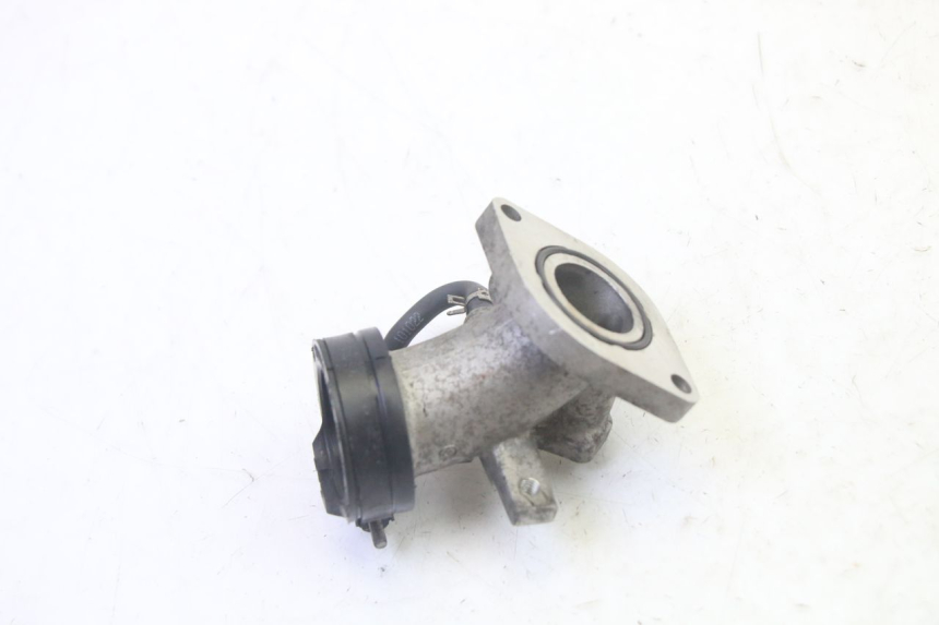 photo de TUBO DE ADMISSÃO YAMAHA X-MAX XMAX 125 (2010 - 2013) - Zoom do estado de desgaste