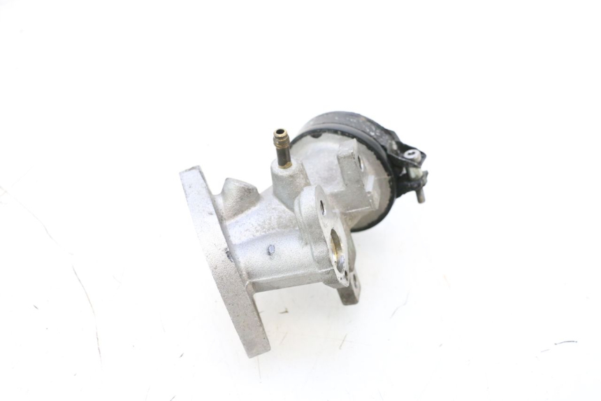 photo de TUBO DE ADMISSÃO YAMAHA X-MAX XMAX 125 (2010 - 2013) - Detalhe da peça