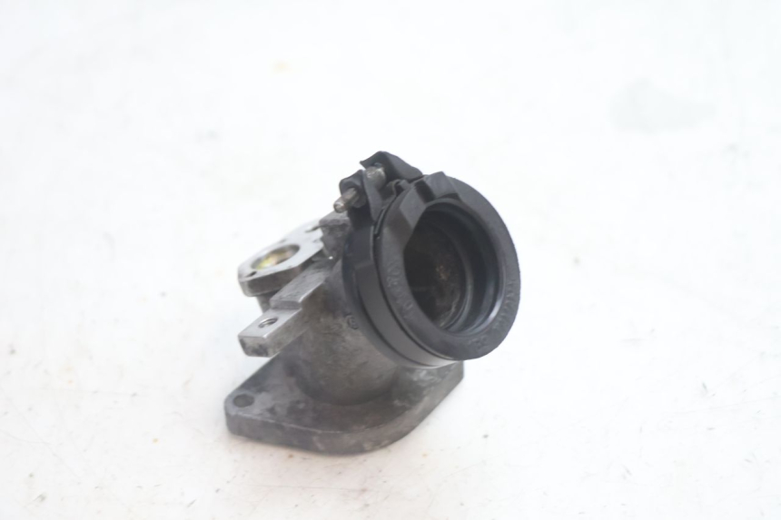 photo de TUBO DE ADMISSÃO YAMAHA XMAX X-MAX 125 (2006 - 2009) - Vista geral