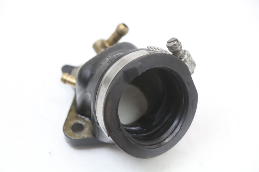 photo de TUBO DE ADMISSÃO PIAGGIO X9 125 (2000 - 2003) - Detalhe da peça
