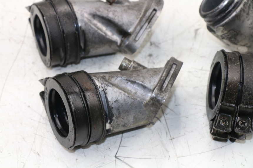 photo de TUBO DE ADMISSÃO YAMAHA XJS DIVERSION 600 (1997 - 1999) - Estado da superfície
