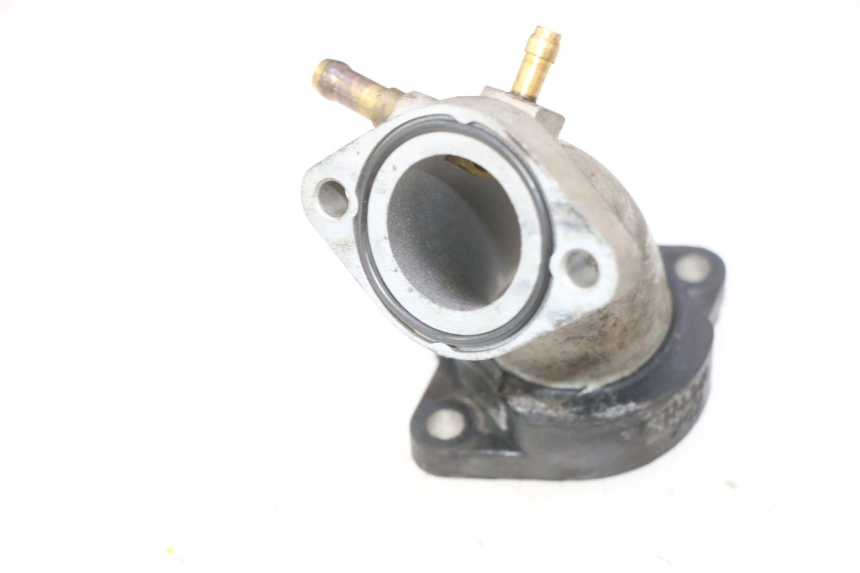 photo de TUBO DE ADMISSÃO YAMAHA YP MAJESTY 125 (2007 - 2010) - Outro ângulo de visão