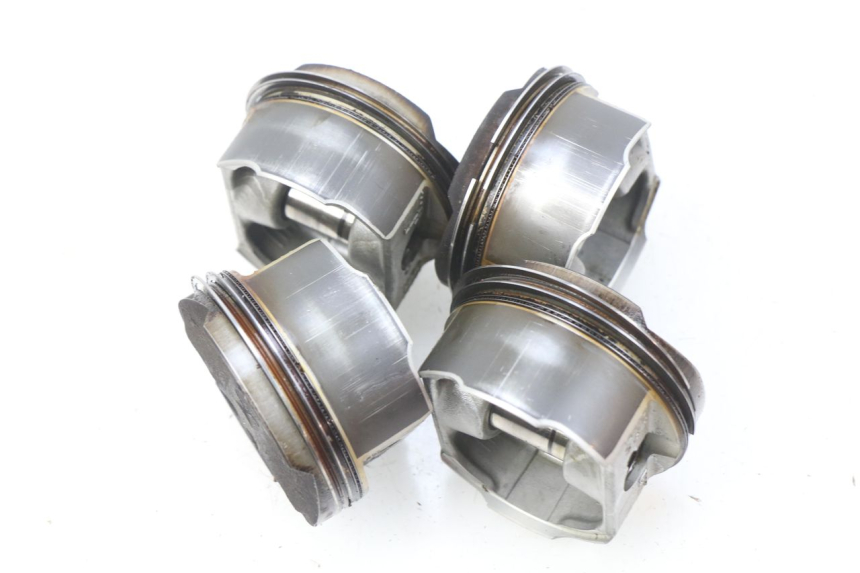 photo de Pistão HONDA CBRF CBR-F PC41 600 (2011 - 2013) - Zoom do estado de desgaste