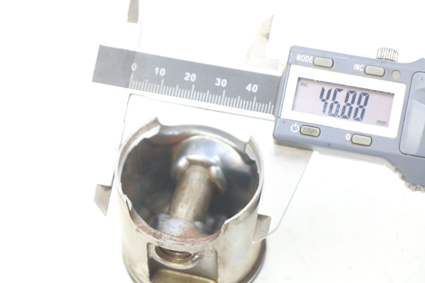 photo de Pistão DERBI SENDA 50 (2003 - 2005) - Detalhe da peça