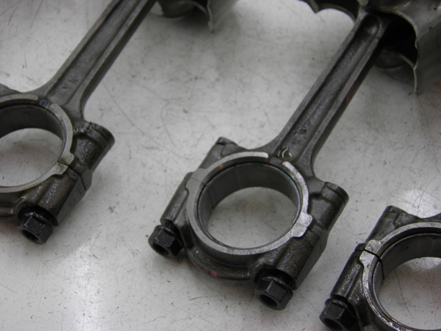 photo de Pistão YAMAHA FJR 1300 (2004 - 2005) - Detalhes característicos