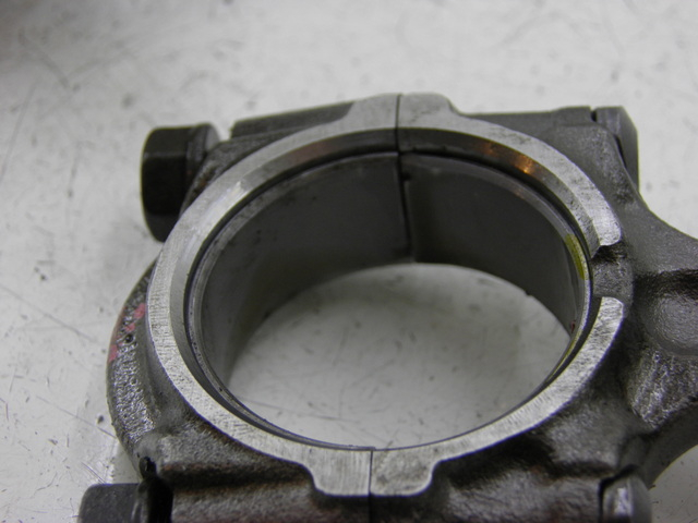 photo de Pistão YAMAHA FJR 1300 (2004 - 2005) - Zoom do estado de desgaste