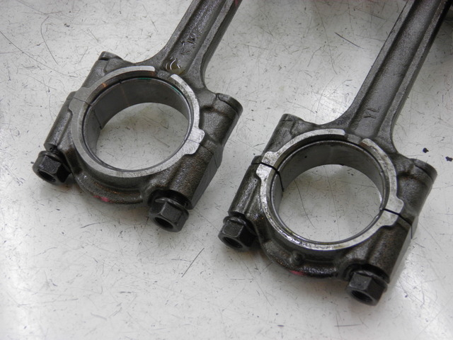 photo de Pistão YAMAHA FJR 1300 (2004 - 2005) - Pontos de fixação