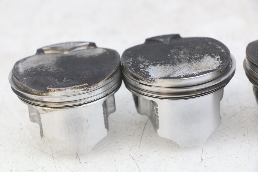 photo de Pistão KAWASAKI Z 750 (2007 - 2013) - Ampliação dos componentes