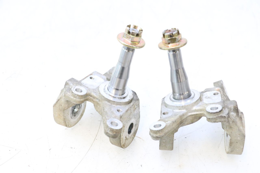 photo de PIVÔ DE SUSPENSÃO KYMCO MXU R 250 (2004 - 2010) - Detalhe da peça