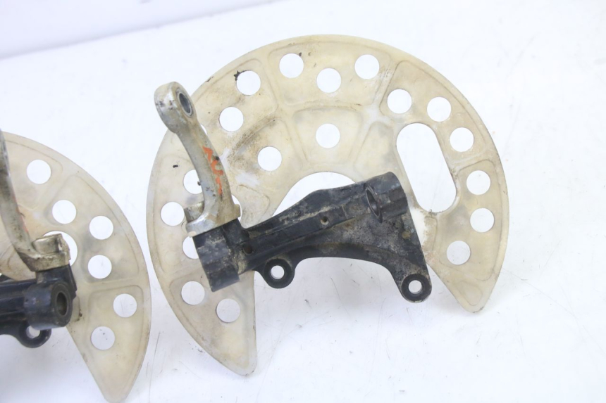 photo de PIVÔ DE SUSPENSÃO YAMAHA YFM R RAPTOR 250 (2008 - 2014) - Peça verificada