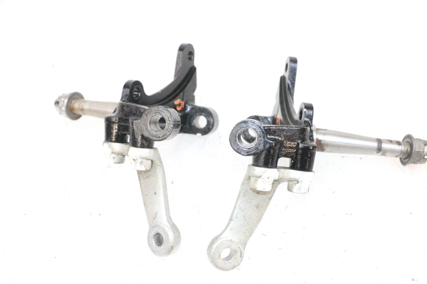 photo de PIVÔ DE SUSPENSÃO YAMAHA YFM R RAPTOR 250 (2008 - 2014) - Estado da superfície