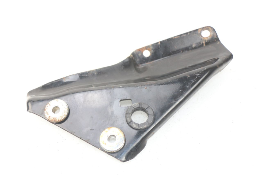 photo de SUPORTE DO DESCANSO DE PÉ TRASEIRO DIREITO HONDA CA REBEL 125 (1995 - 2001) - Detalhe da peça