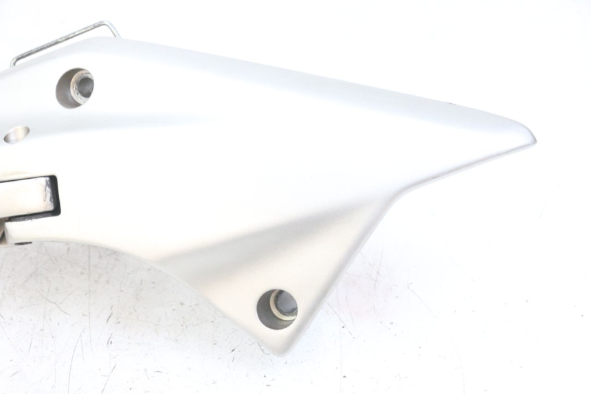 photo de SUPORTE DO DESCANSO DE PÉ TRASEIRO DIREITO HONDA FJS SILVERWING SILVER WING 600 (2001 - 2010) - Peça verificada