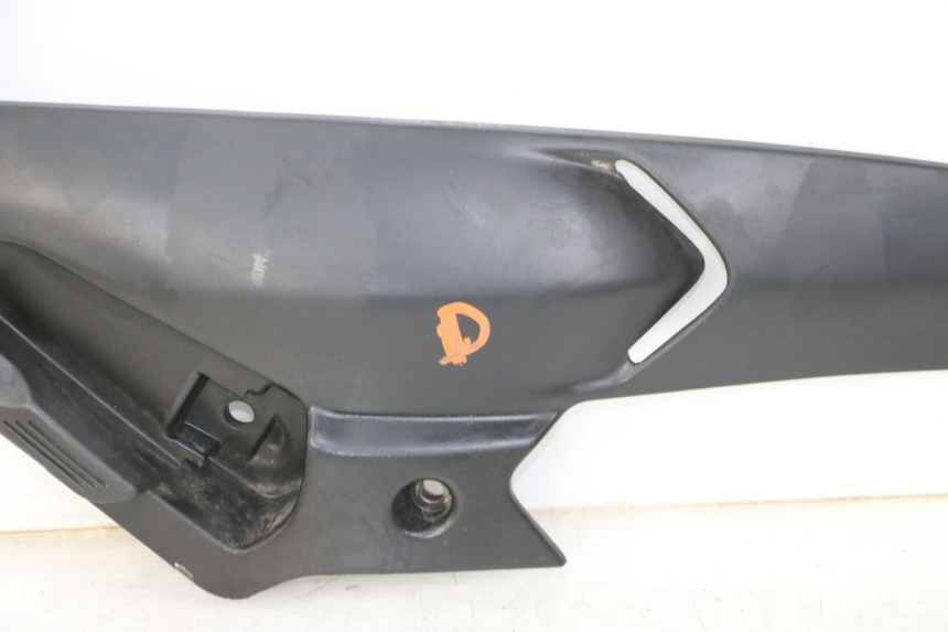 photo de SUPORTE DO DESCANSO DE PÉ TRASEIRO DIREITO GILERA NEXUS 300 (2008 - 2013) - Peça verificada