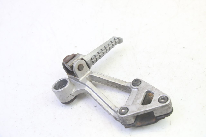 photo de SUPORTE DO DESCANSO DE PÉ TRASEIRO DIREITO KAWASAKI GPX R WARBIRD 600 (1988 - 1993) - Detalhe da peça