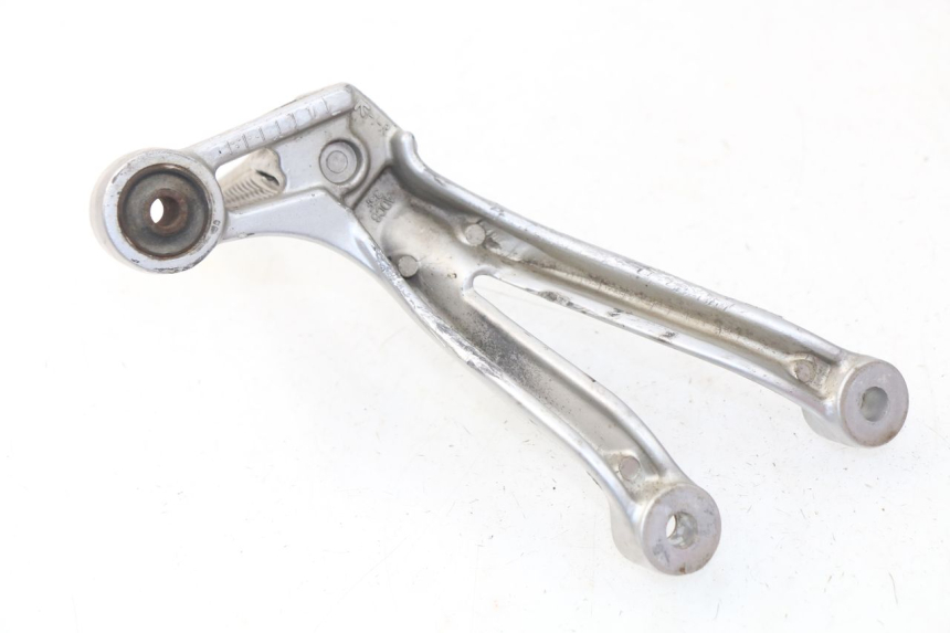 photo de SUPORTE DO DESCANSO DE PÉ TRASEIRO DIREITO SUZUKI GSX-R GSXR 600 (2001 - 2003) - Outro ângulo de visão