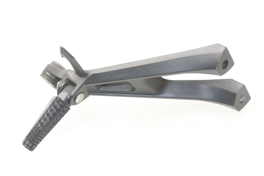photo de SUPORTE DO DESCANSO DE PÉ TRASEIRO DIREITO SUZUKI GSX-R GSXR K16 1000 (2012 - 2016) - Vista principal