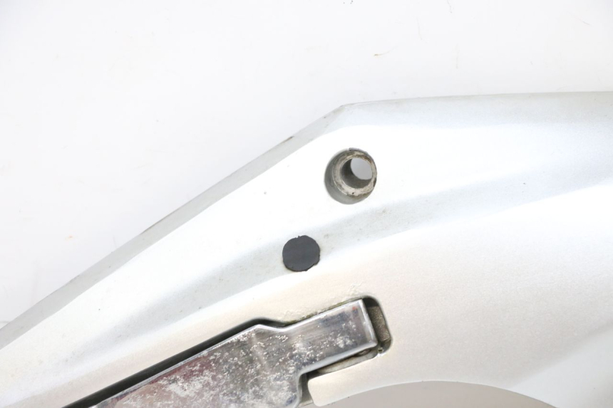 photo de SUPORTE DO DESCANSO DE PÉ TRASEIRO DIREITO JM MOTORS GTS 125 (2015 - 2019) - Vista do produto