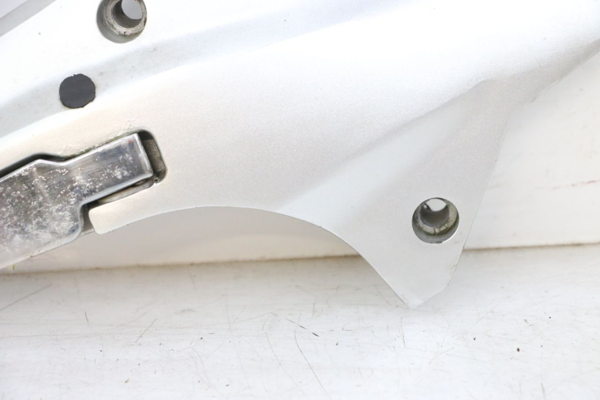 photo de SUPORTE DO DESCANSO DE PÉ TRASEIRO DIREITO JM MOTORS GTS 125 (2015 - 2019) - Ampliação dos componentes