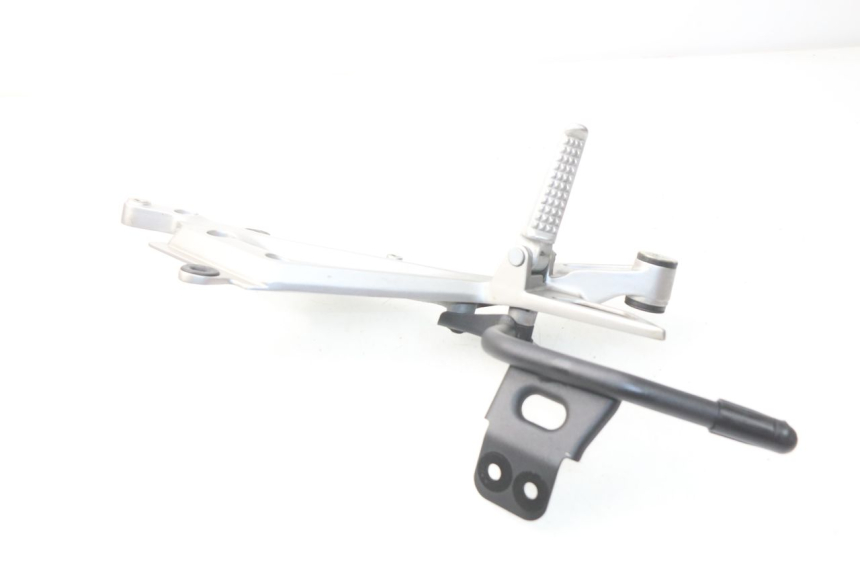 photo de SUPORTE DO DESCANSO DE PÉ TRASEIRO DIREITO HONDA INTEGRA NC D 750 (2016 - 2018) - Ampliação técnica