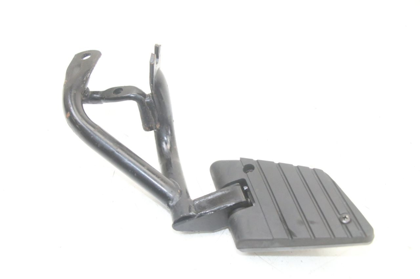 photo de SUPORTE DO DESCANSO DE PÉ TRASEIRO DIREITO KYMCO PEOPLE S 125 (2000 - 2008) - Vista principal