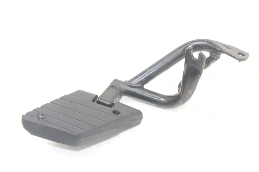 photo de SUPORTE DO DESCANSO DE PÉ TRASEIRO DIREITO KYMCO PEOPLE S 125 (2000 - 2008) - Ampliação técnica