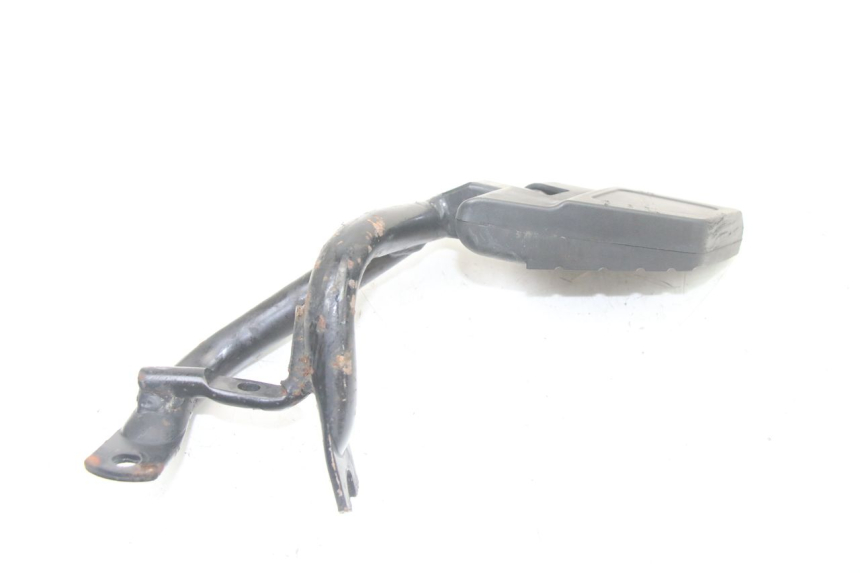 photo de SUPORTE DO DESCANSO DE PÉ TRASEIRO DIREITO KYMCO PEOPLE S 125 (2000 - 2008) - Estado da superfície