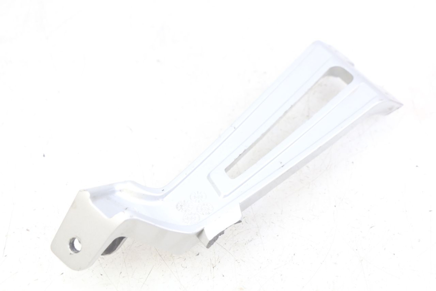 photo de SUPORTE DO DESCANSO DE PÉ TRASEIRO DIREITO YAMAHA MT ABS 125 (2014 - 2018) - Ampliação técnica