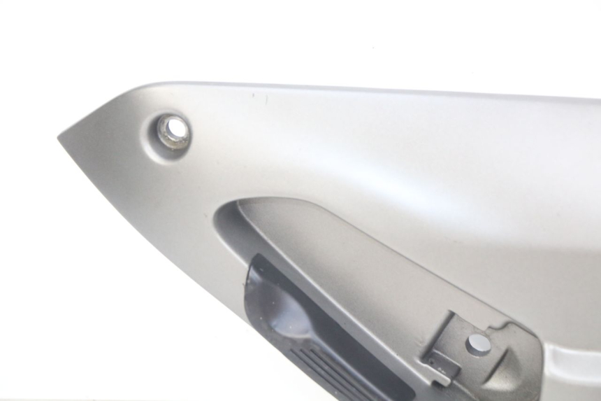 photo de SUPORTE DO DESCANSO DE PÉ TRASEIRO DIREITO GILERA NEXUS 125 (2009 - 2013) - Pontos de fixação