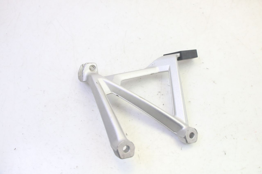 photo de SUPORTE DO DESCANSO DE PÉ TRASEIRO DIREITO BMW R GS 1250 (2021 - 2024) - Detalhe da peça