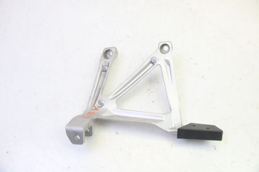 photo de SUPORTE DO DESCANSO DE PÉ TRASEIRO DIREITO BMW R GS 1250 (2021 - 2024) - Zoom do estado de desgaste