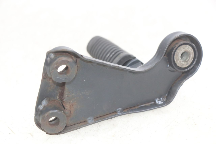 photo de SUPORTE DO DESCANSO DE PÉ TRASEIRO DIREITO YAMASAKI ROADSTER 50 (2013 - 2018) - Ampliação técnica