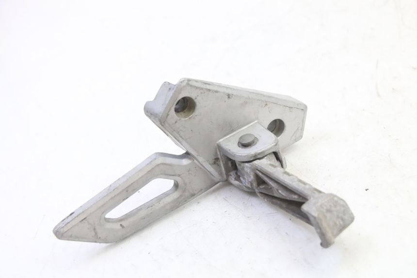 photo de SUPORTE DO DESCANSO DE PÉ TRASEIRO DIREITO PEUGEOT SPEEDFIGHT 3 AIR 50 (2009 - 2015) - Zoom do estado de desgaste