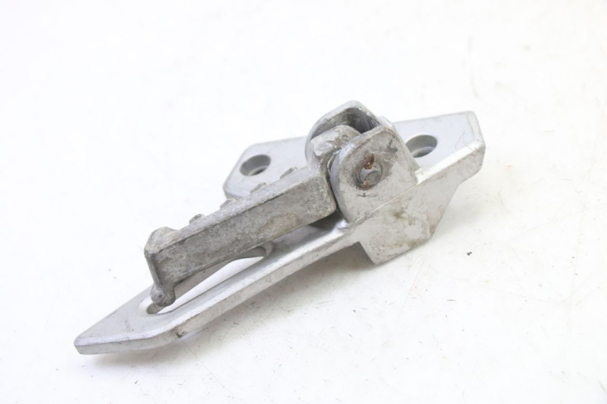 photo de SUPORTE DO DESCANSO DE PÉ TRASEIRO DIREITO PEUGEOT SPEEDFIGHT 3 AIR 50 (2009 - 2015) - Ampliação técnica