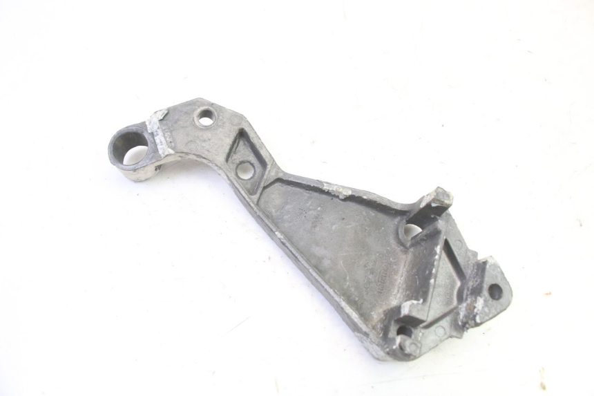 photo de SUPORTE DO DESCANSO DE PÉ TRASEIRO DIREITO TRIUMPH SPRINT 900 (1995 - 1998) - Estado da superfície