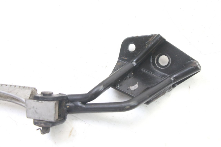 photo de SUPORTE DO DESCANSO DE PÉ TRASEIRO DIREITO GILERA STALKER 50 (1997 - 2005) - Zoom do estado de desgaste